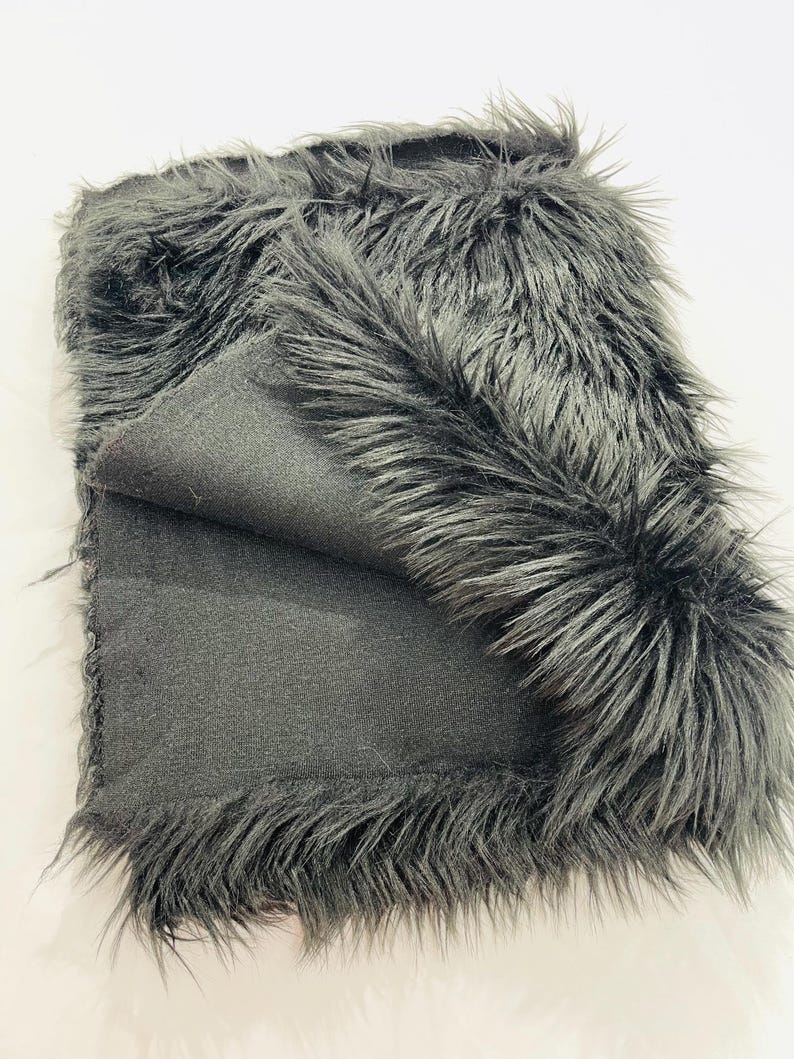 SHAGGY VEGGAN FAUX FUR (by the yard)