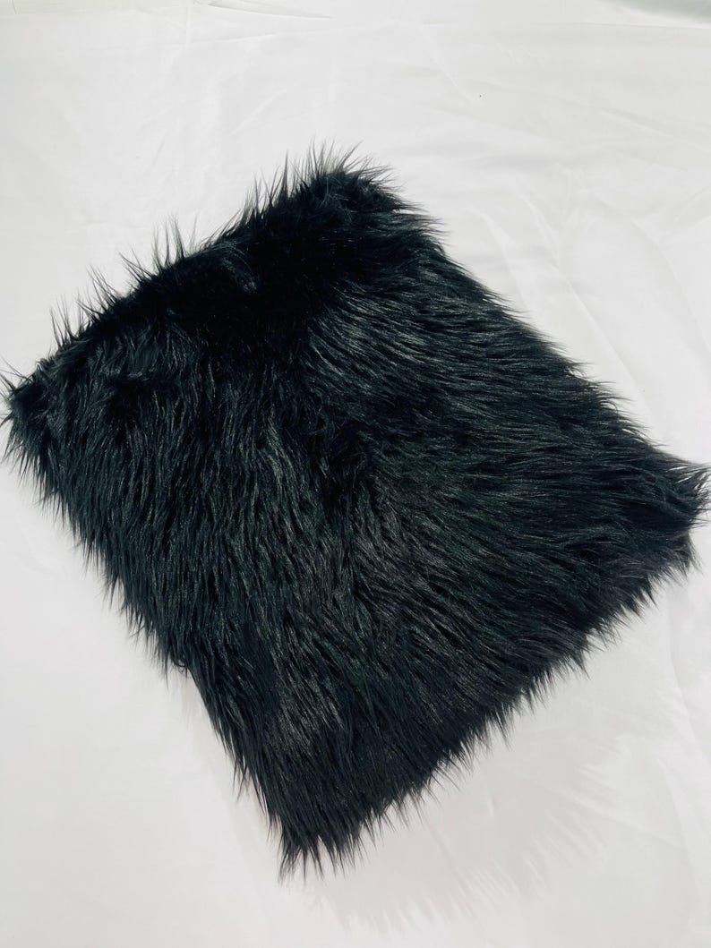 SHAGGY VEGGAN FAUX FUR (by the yard)