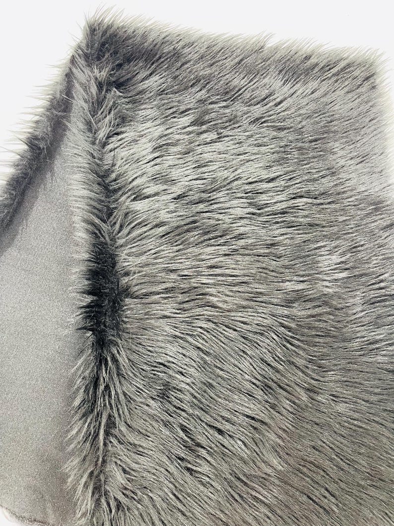 SHAGGY VEGGAN FAUX FUR (by the yard)