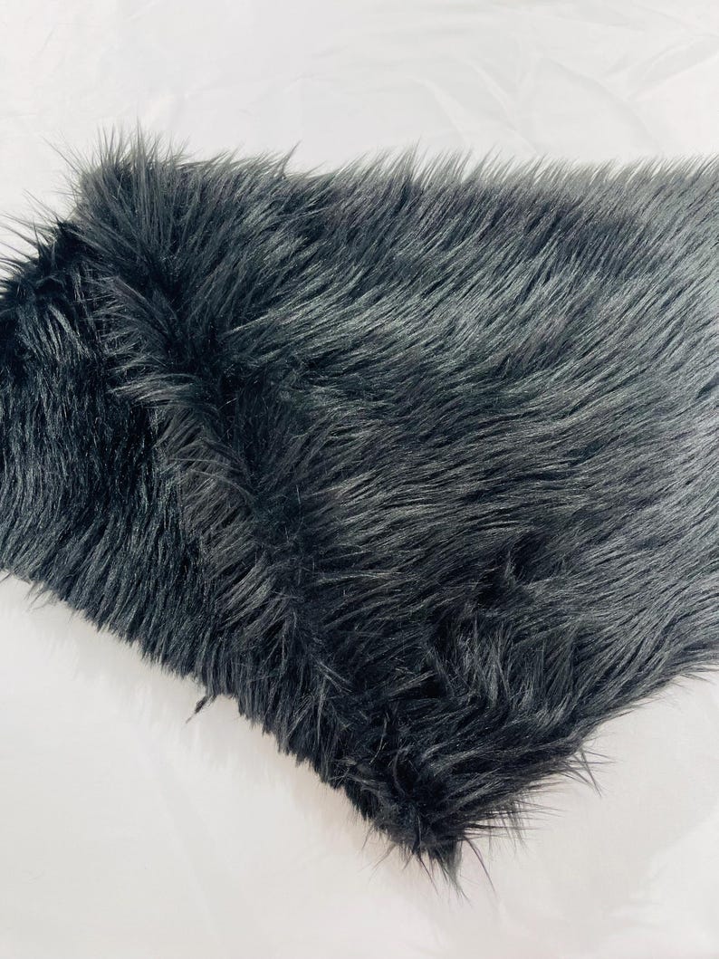 SHAGGY VEGGAN FAUX FUR (by the yard)