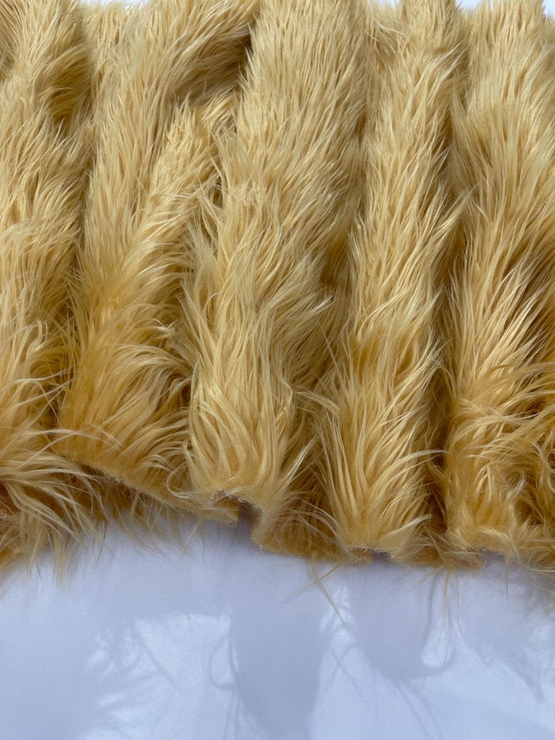 SHAGGY VEGGAN FAUX FUR (by the yard)