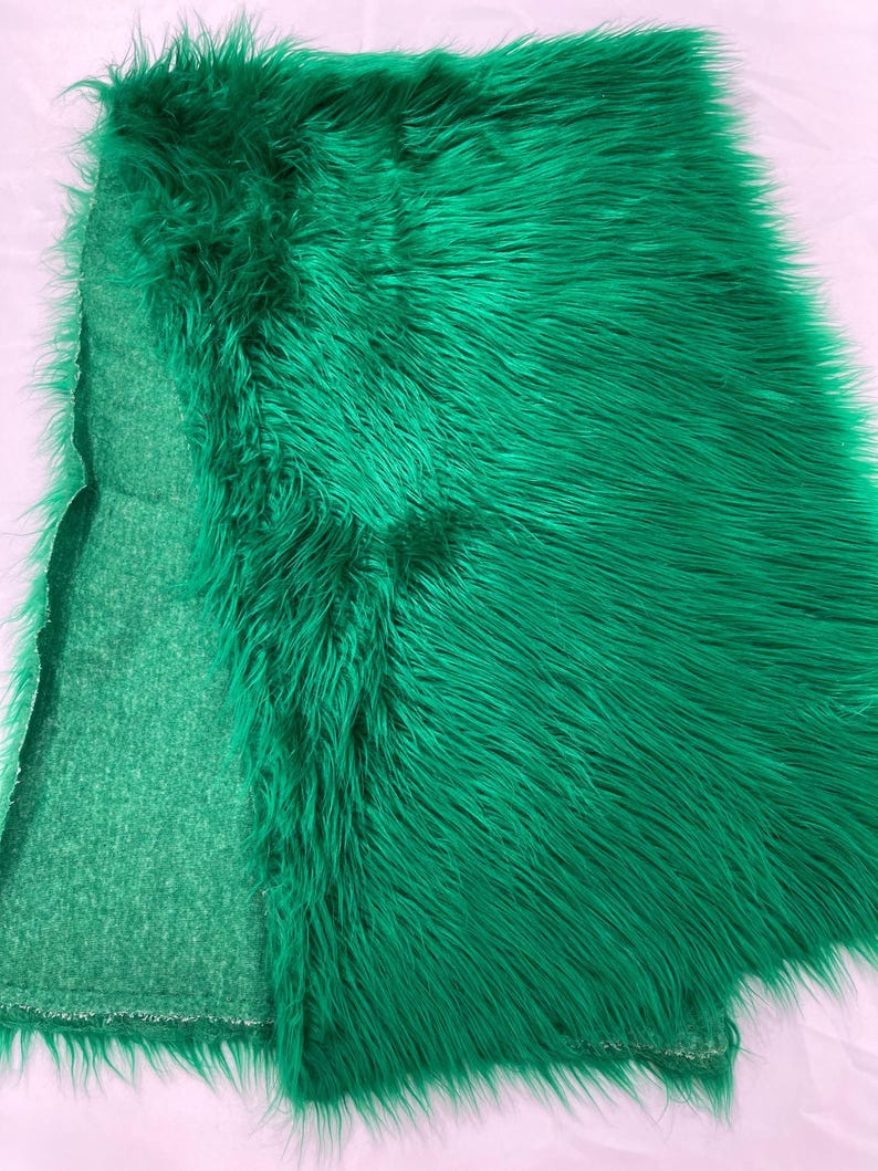 SHAGGY VEGGAN FAUX FUR (by the yard)