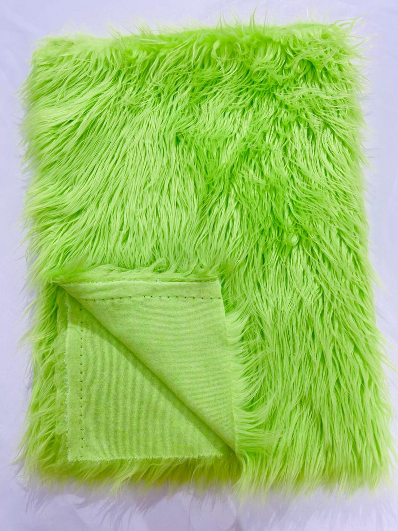 SHAGGY VEGGAN FAUX FUR (by the yard)