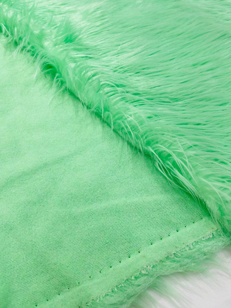 SHAGGY VEGGAN FAUX FUR (by the yard)