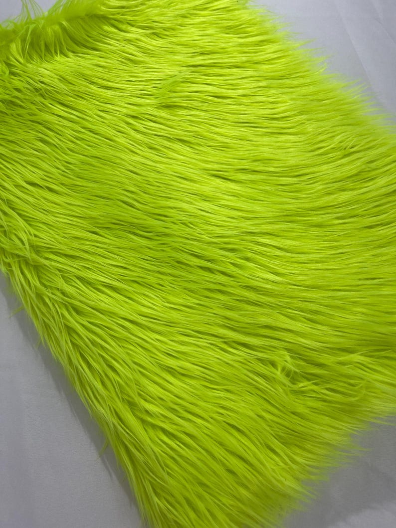 SHAGGY VEGGAN FAUX FUR (by the yard)