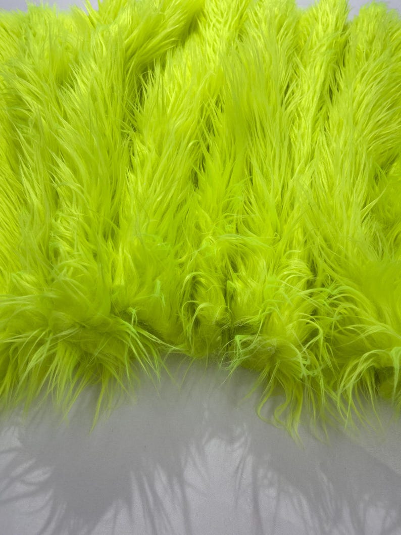 SHAGGY VEGGAN FAUX FUR (by the yard)