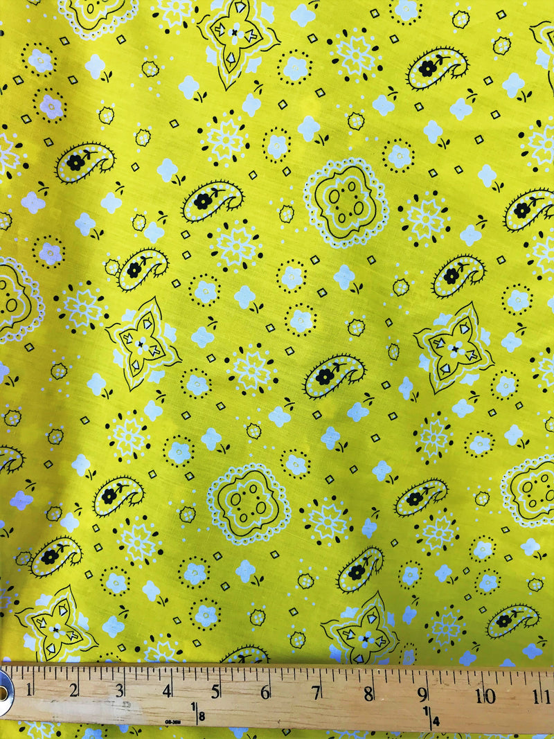 58/59" Wide 65% Polyester 35% Cotton, Good for Face Mask Covers,  Bandanna Print Fabric By The Yard